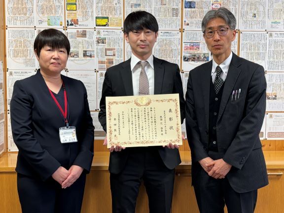 日の出小・辻教諭.jpeg