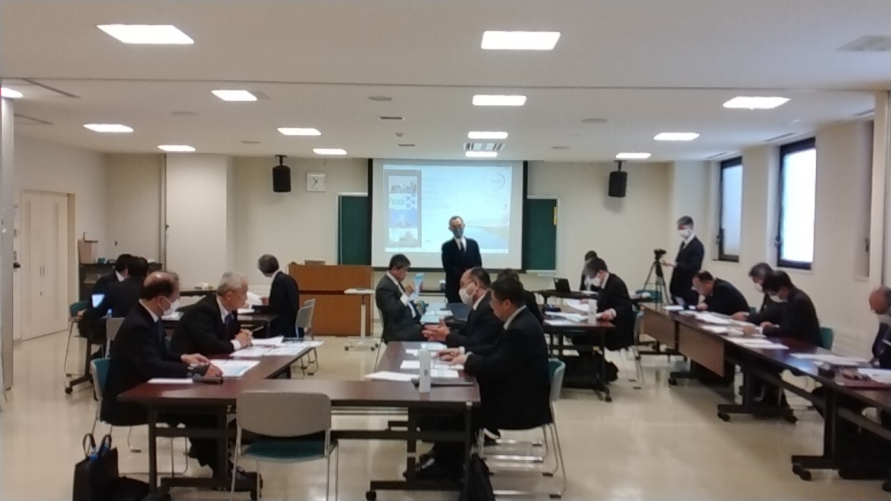 全体(第2回校長研修会).jpg