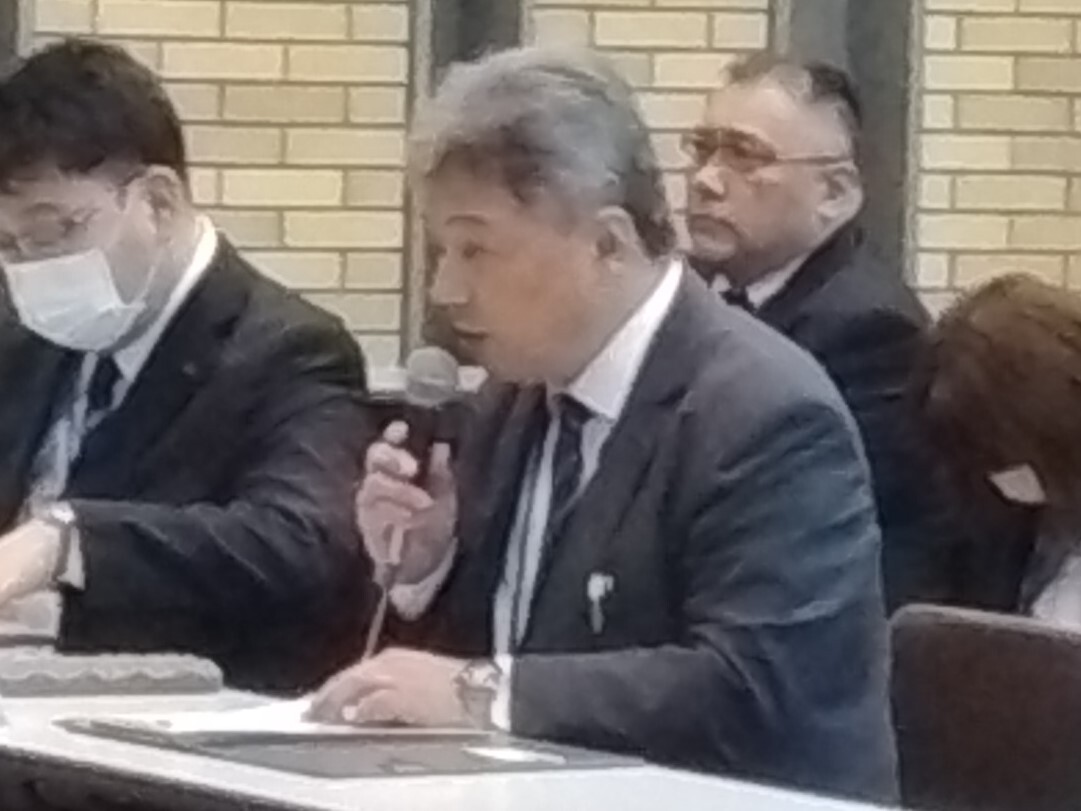 山﨑局長.jpg