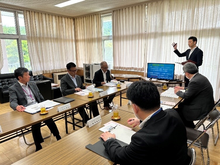 鴛泊中.jpg